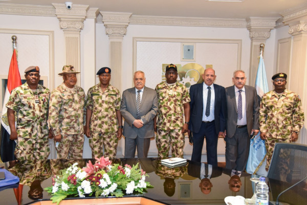 Discussions of the Arab Organization for Industrialization and a Nigerian military delegation